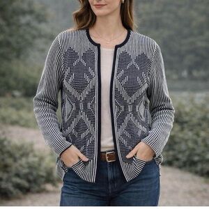 Pendleton Woman’s Classic Career Wear Black White Geometric Open Front Cardigan